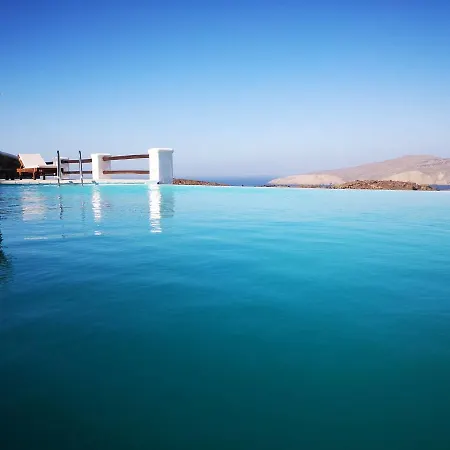 Panormos View דירה