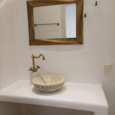 Panormos View 公寓