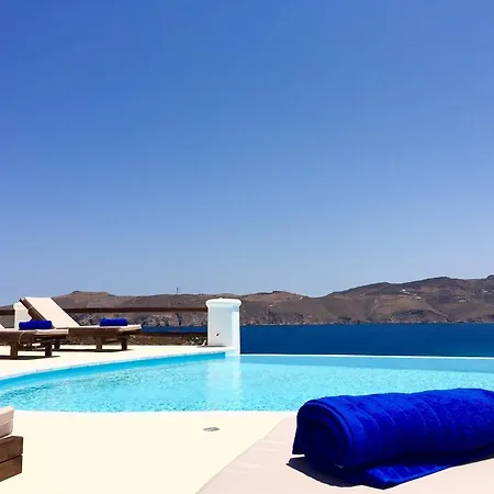Panormos View Apartmán *